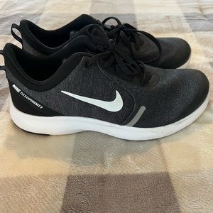 Men/Boys, NIKE Shoes, Size 7, GREAT used condition, LIKE NEW!